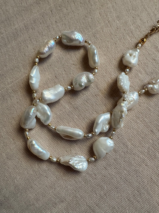 crema necklace